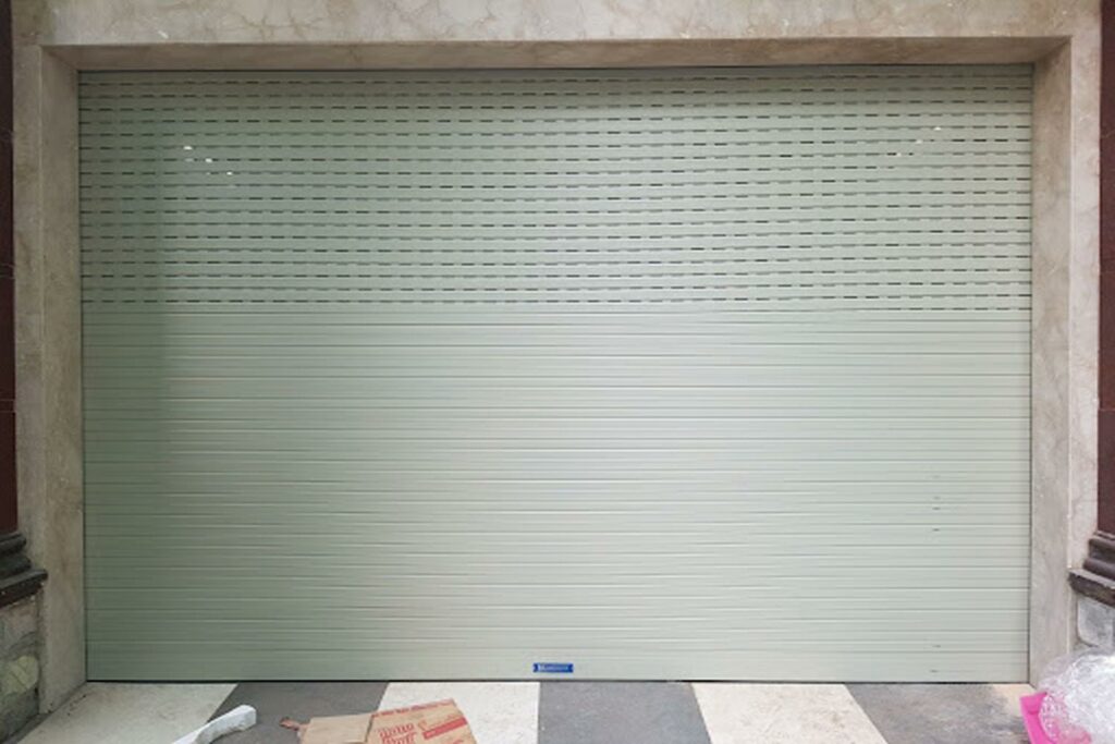 bảo dưỡng cửa cuốn lá đức